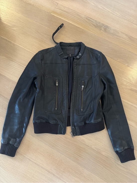 Joie Jackets & Blazers - Joie Women’s Black Leather Bomber Jacket